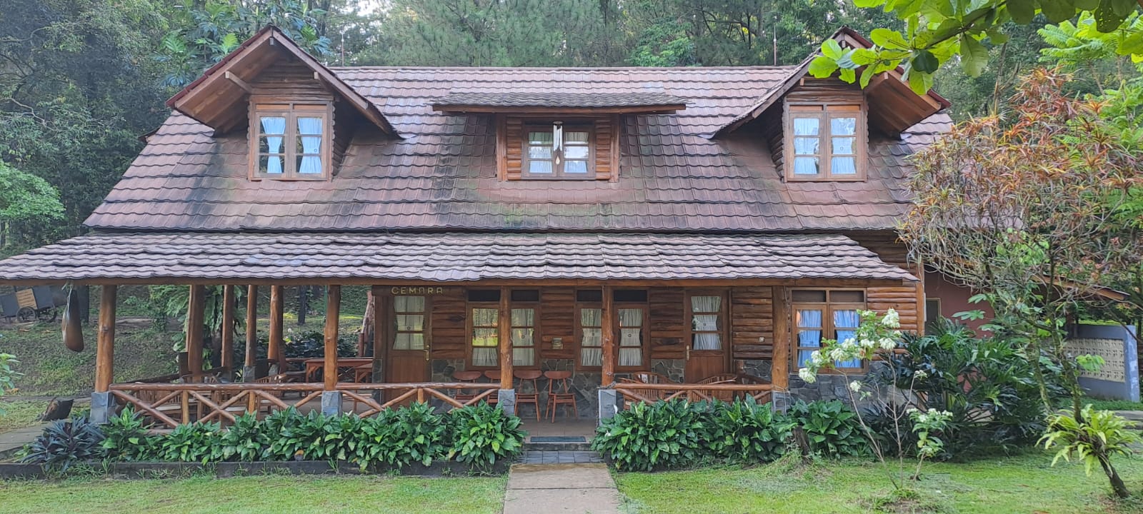 VILLA CEMARAWhatsApp Image 2025-11-12 at 07.36.52_2c0bf41d